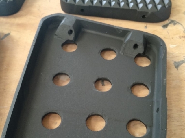 Pisaderas Cursor 330